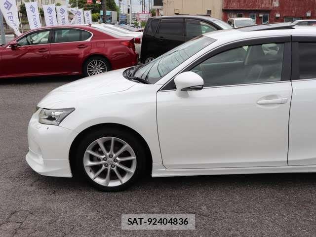 Lexus CT 2012-12 7617622-8