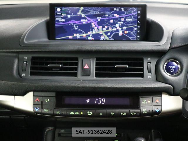 Lexus CT 2018-04 7724998-13