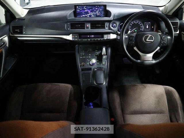 Lexus CT 2018-04 7724998-2