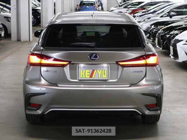 Lexus CT 2018-04 7724998-5