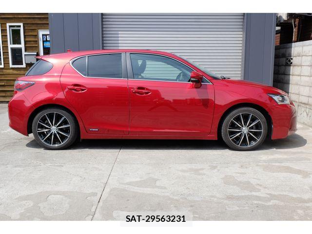 Lexus CT 2013-06 7725002-3