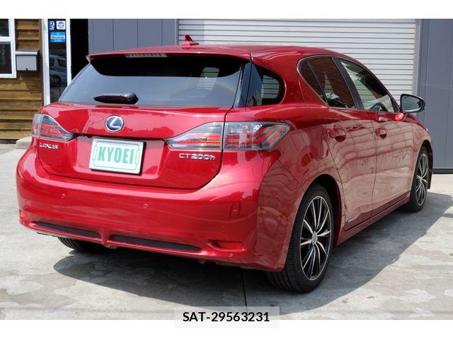 Lexus CT 2013-06 7725002-7