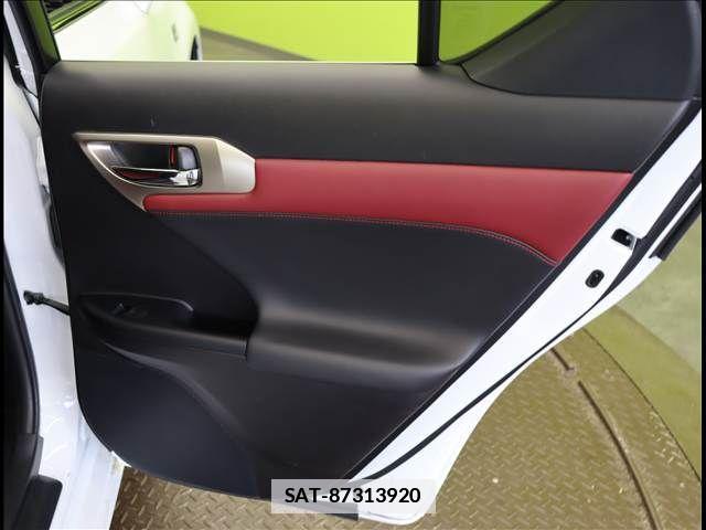 Lexus CT 2017-06 7724996-23