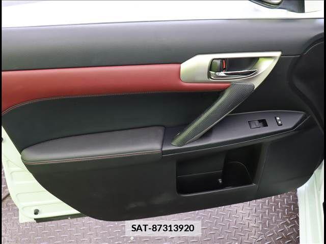 Lexus CT 2017-06 7724996-29