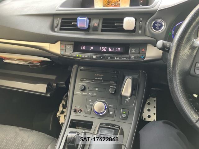 Lexus CT 2017-11 7724999-11