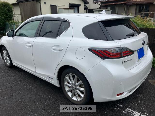 Lexus CT 2011-03 7725005-3