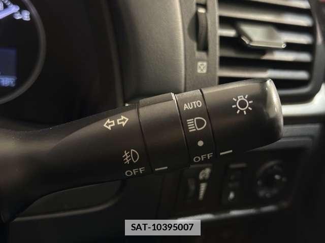 Lexus CT 2013-01 7725001-11