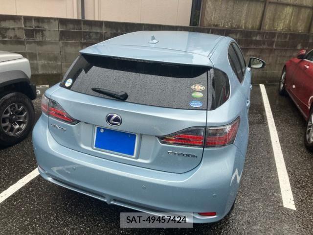 Lexus CT 2011-08 7725003-21