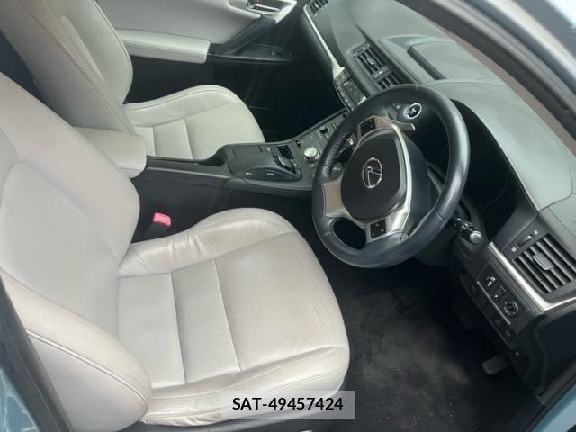 Lexus CT 2011-08 7725003-7