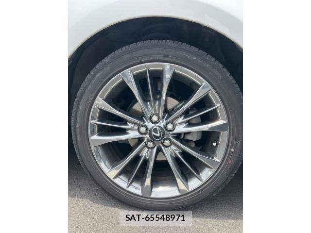Lexus CT 2013-01 7786435-9