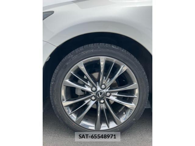 Lexus CT 2013-01 7786435-12