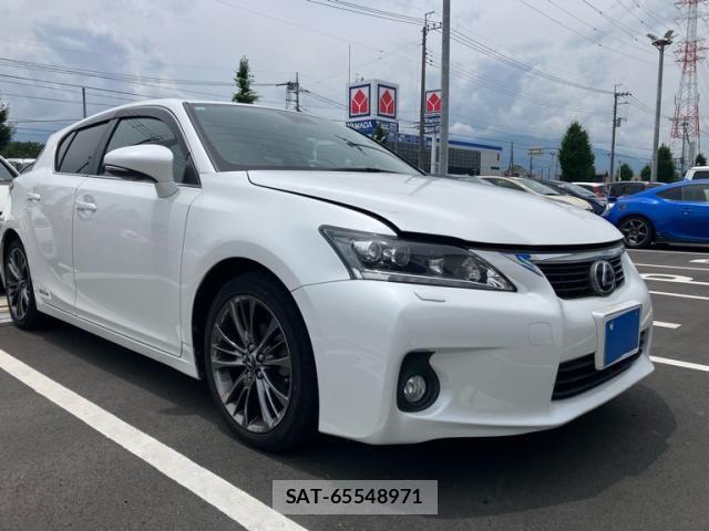Lexus CT 2013-01 7786435-1