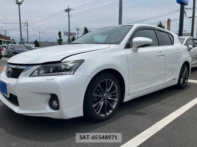 Lexus CT 2013-01 7786435-2