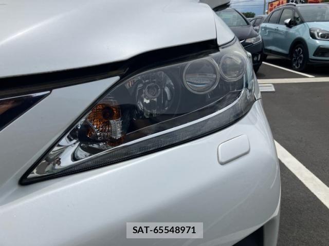 Lexus CT 2013-01 7786435-7