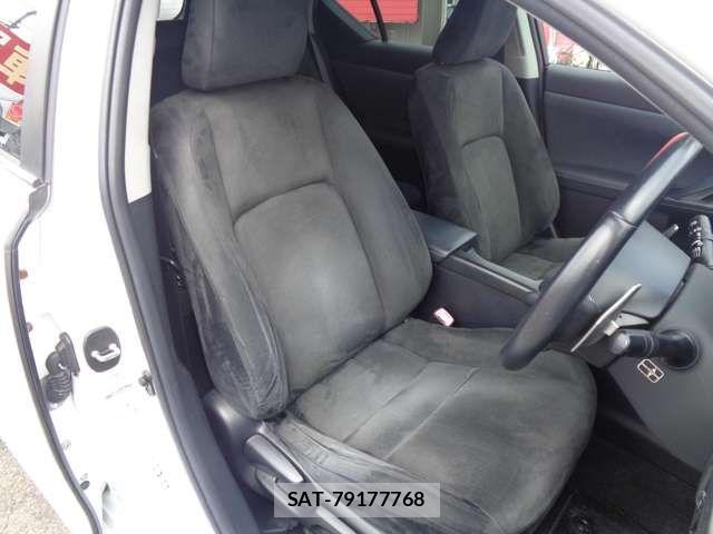 Lexus CT 2011-06 7786436-14