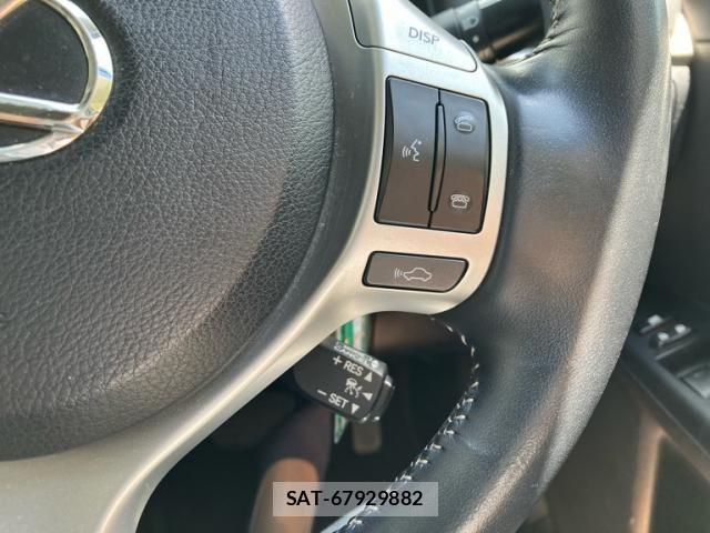 Lexus CT 2011-02 7786433-11