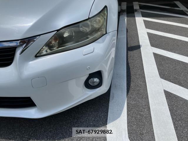 Lexus CT 2011-02 7786433-13