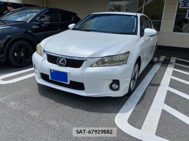 Lexus CT 2011-02 7786433-2