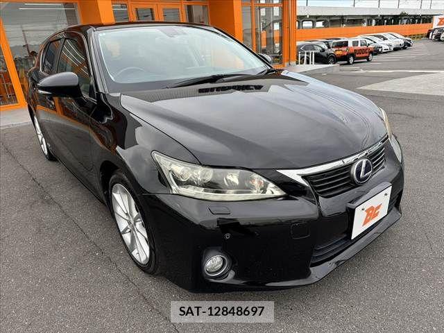 Lexus CT 2012-03 7877319-7
