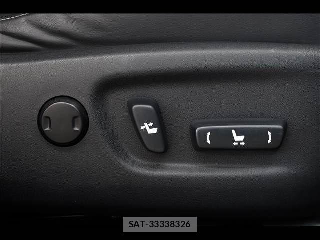 Lexus CT 2012-04 7877309-6