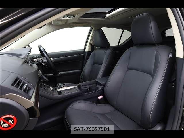 Lexus CT 2015-11 7877308-17