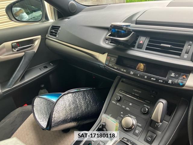 Lexus CT 2014-05 7877318-10