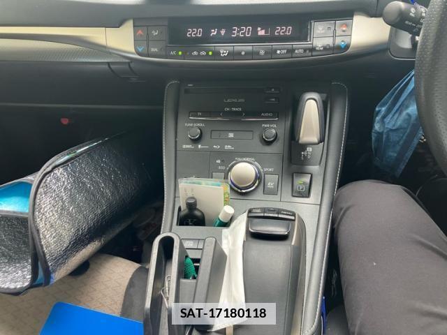 Lexus CT 2014-05 7877318-22