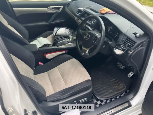 Lexus CT 2014-05 7877318-7