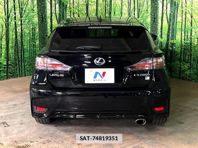 Lexus CT 2015-03 7902838-9