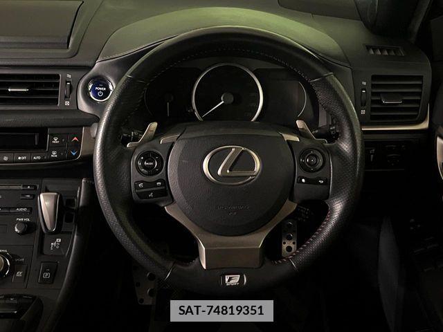 Lexus CT 2015-03 7902838-12