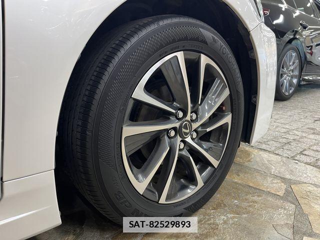 Lexus CT 2018-02 7902837-11