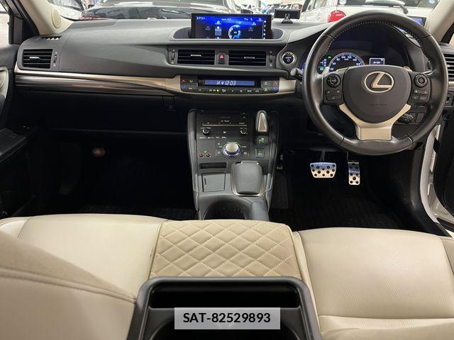 Lexus CT 2018-02 7902837-1