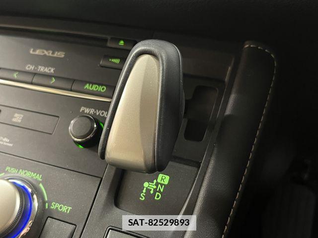 Lexus CT 2018-02 7902837-8
