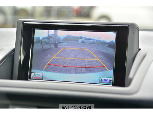 Lexus CT 2011-11 7962373-10