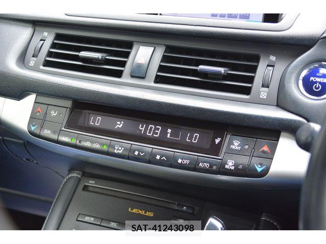 Lexus CT 2011-11 7962373-11