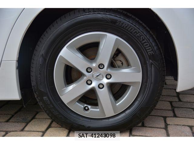 Lexus CT 2011-11 7962373-22