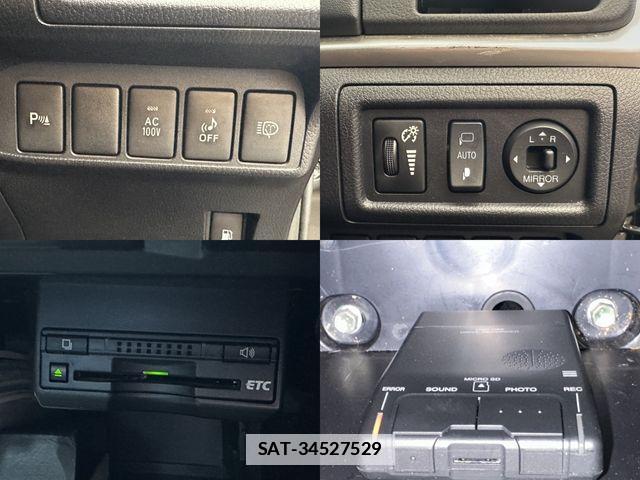 Lexus CT 2013-02 7962372-12