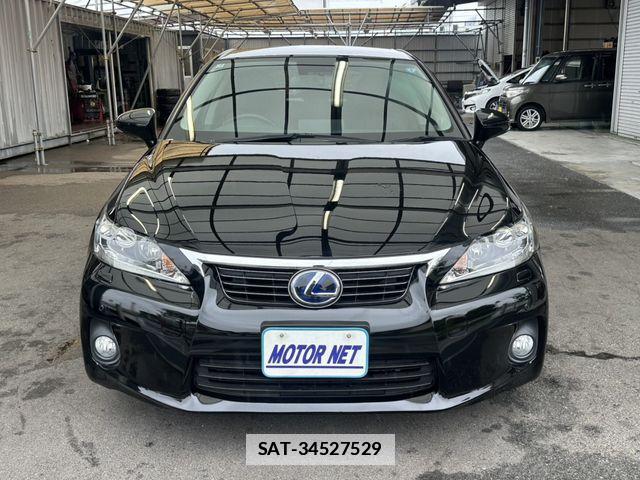 Lexus CT 2013-02 7962372-15
