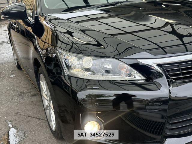 Lexus CT 2013-02 7962372-21