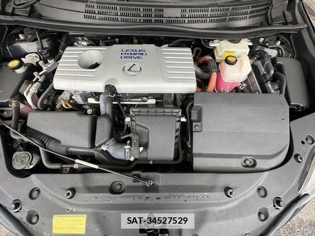 Lexus CT 2013-02 7962372-24