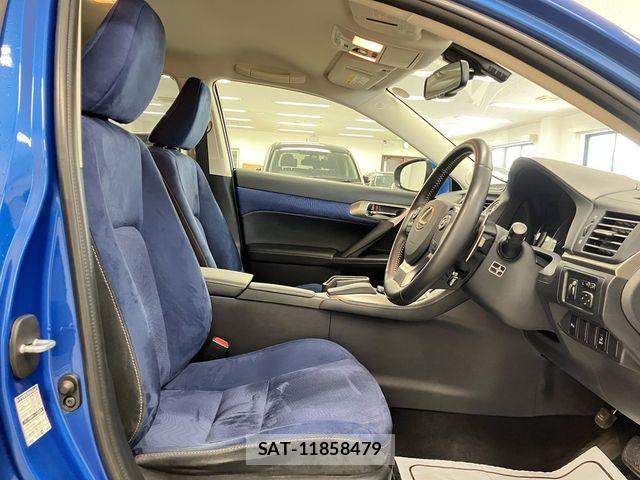 Lexus CT 2016-11 7962371-15