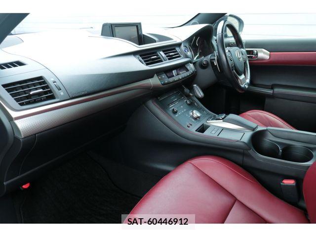 Lexus CT 2016-10 7979741-17