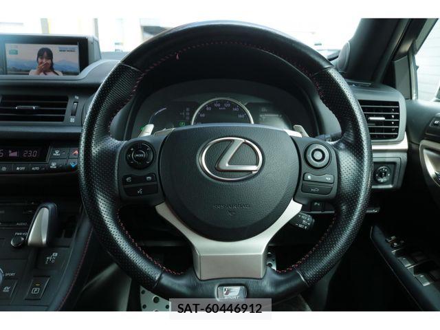 Lexus CT 2016-10 7979741-24