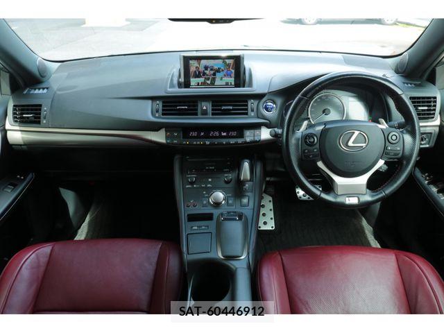 Lexus CT 2016-10 7979741-2