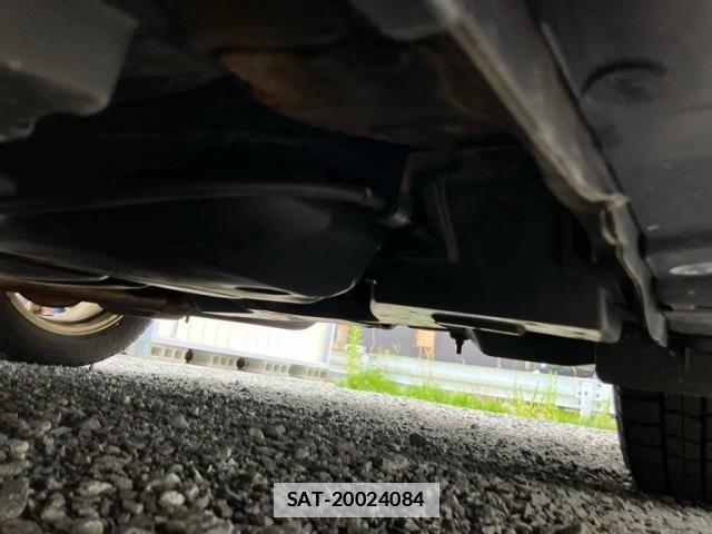 Lexus CT 2012-04 7979744-14