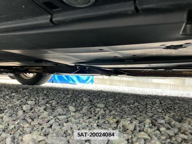 Lexus CT 2012-04 7979744-15
