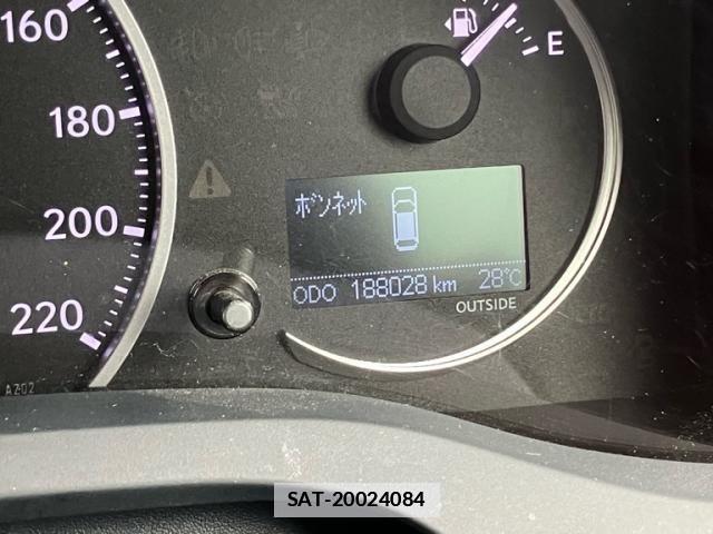 Lexus CT 2012-04 7979744-18