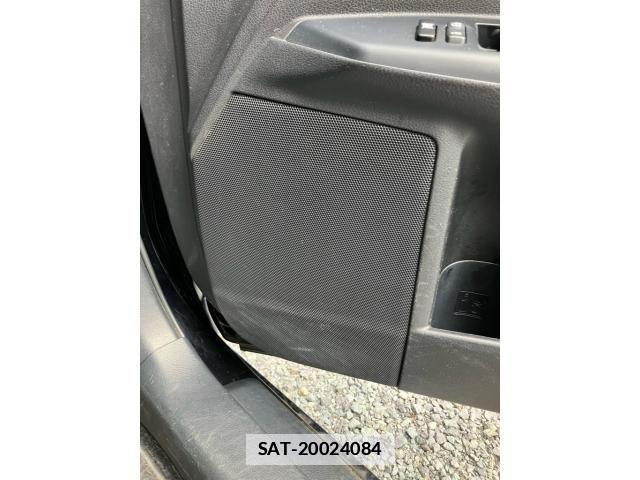 Lexus CT 2012-04 7979744-25
