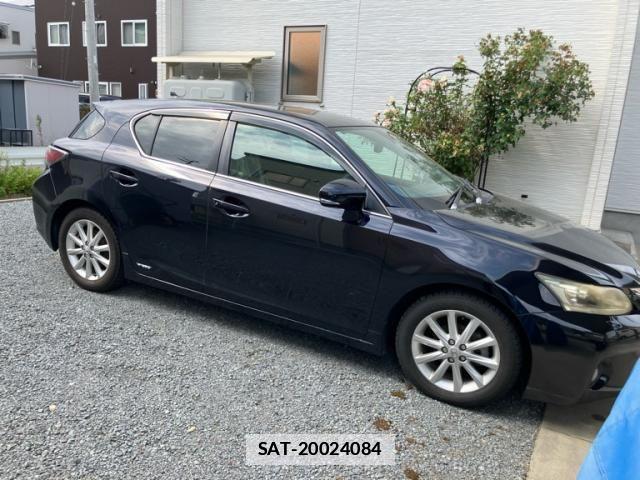 Lexus CT 2012-04 7979744-2