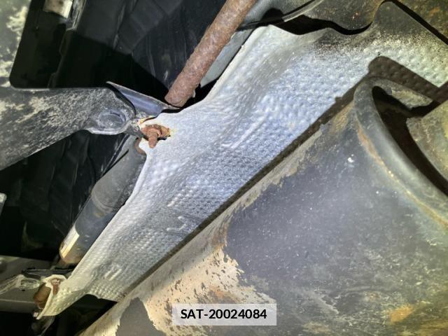 Lexus CT 2012-04 7979744-29